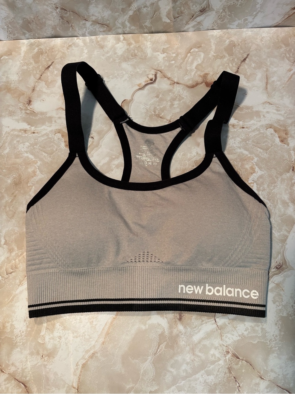 New Balance Women's Light Gray & Black Seamless Racerback Sports Bra